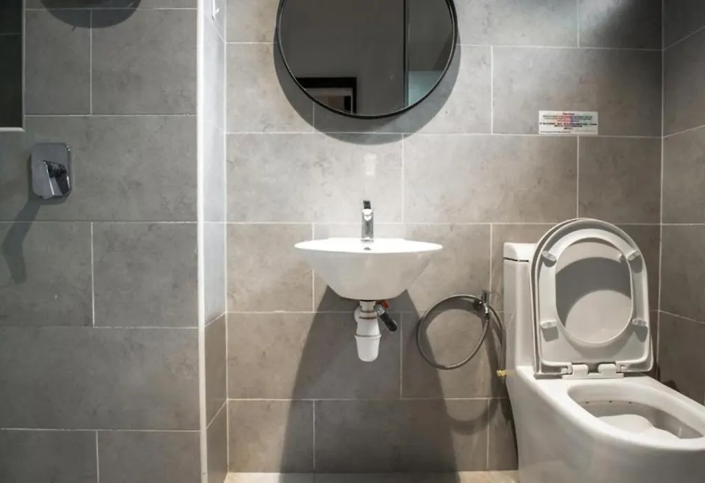 *** Hotel Cube 8Teens Boutique Suite By Nest Home Johor Bahru Malesia