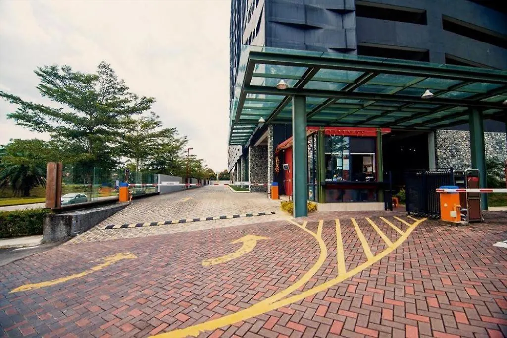 Cube 8Teens Boutique Suite By Nest Home Johor Bahru Malesia
